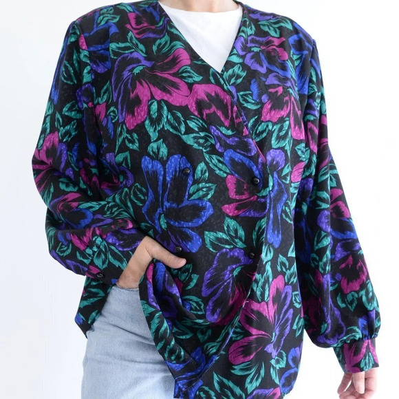 Vintage Lady Dame Plus Black with Floral Design Long Sleeve Button Up Blouse XL - Picture 3 of 14